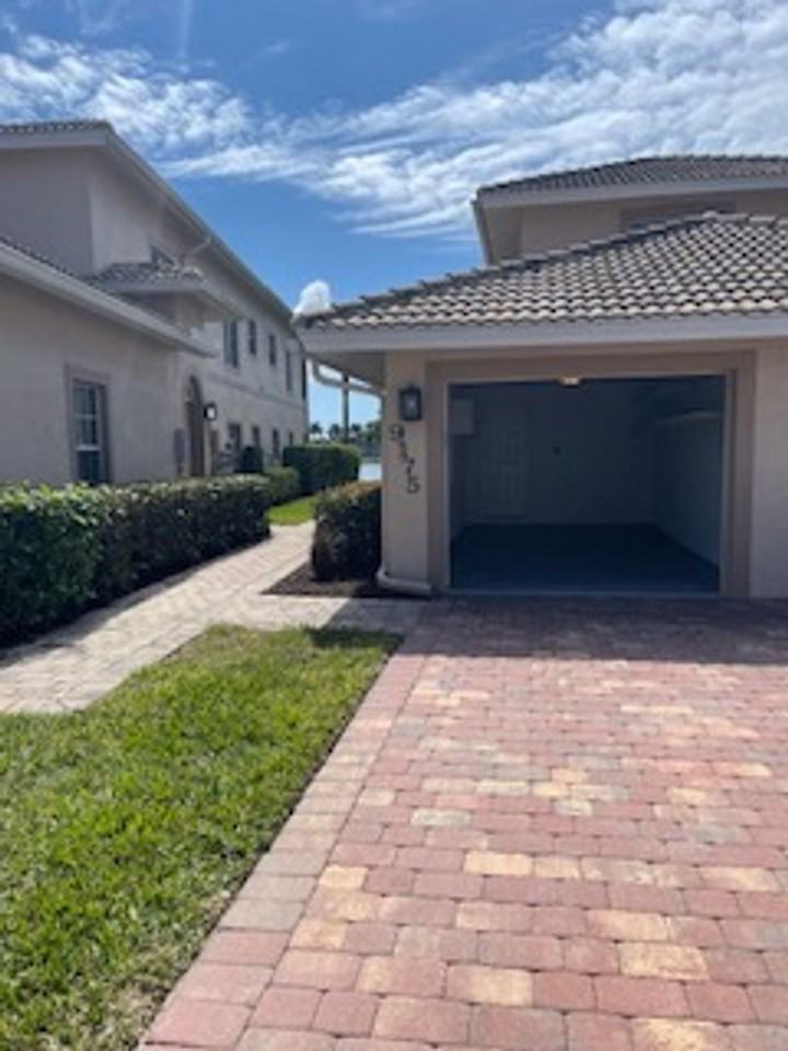 9175 Michael Cir #2 - Photo 7 of 31