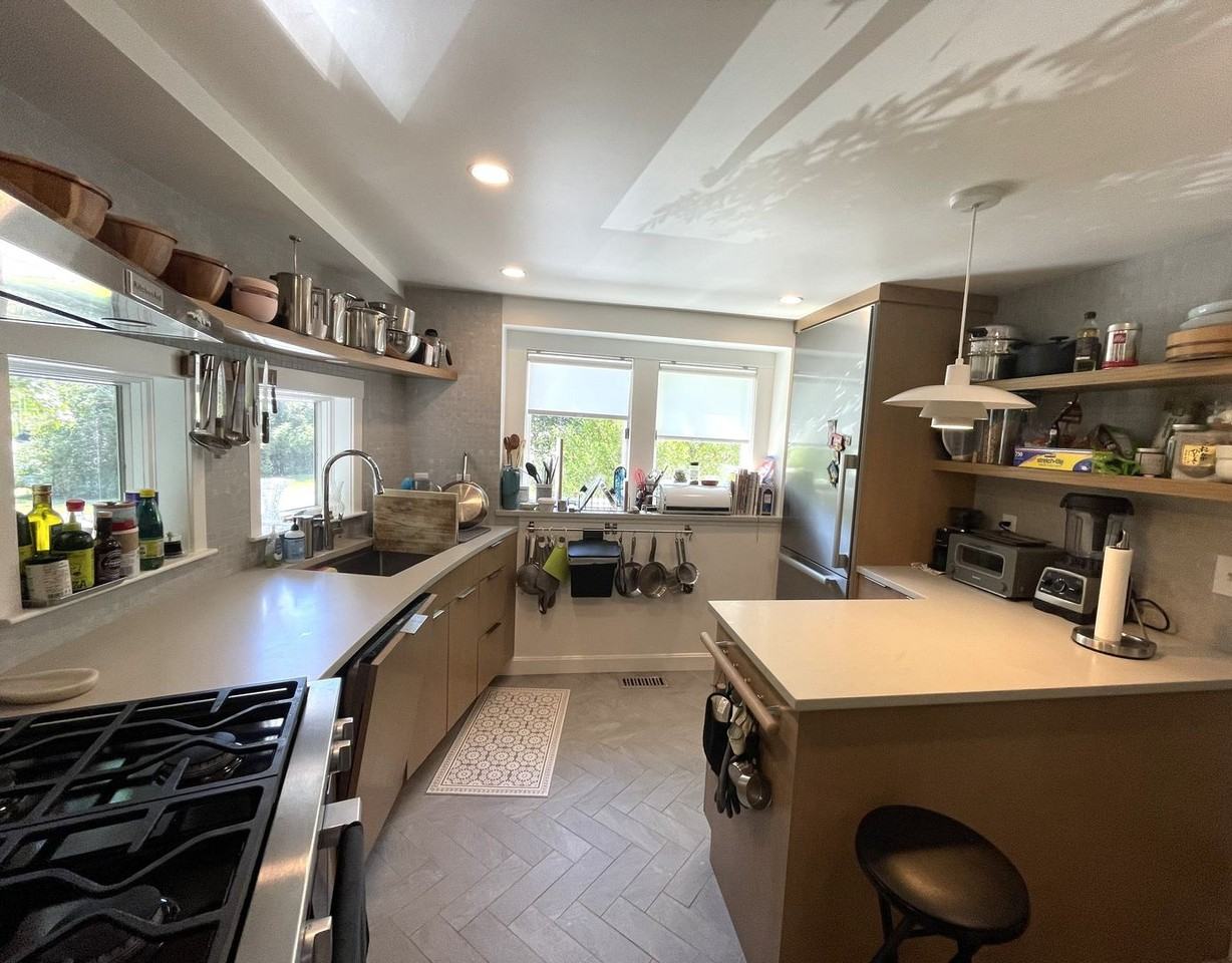 44 River St - Photo 3 of 28