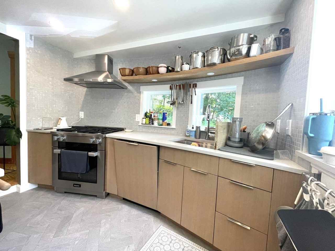 44 River St - Photo 6 of 28