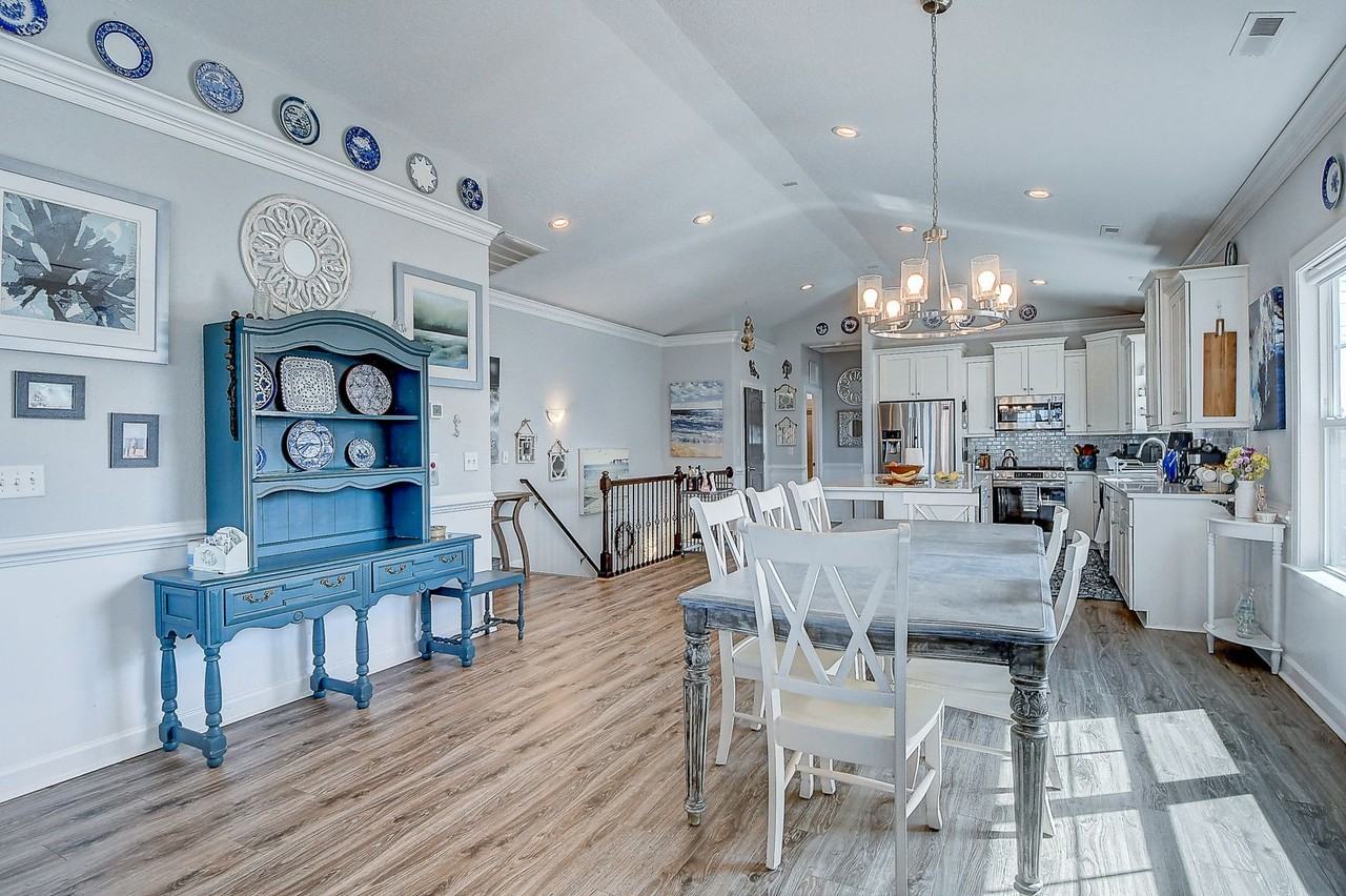 1428 W Ocean View Ave #A - Photo 6 of 35