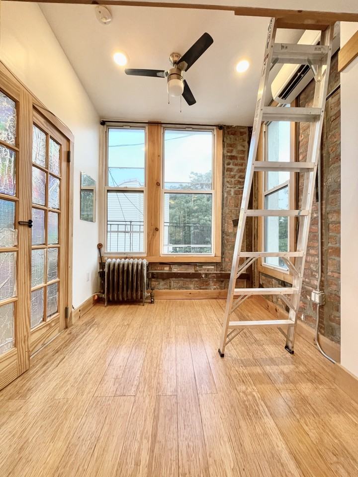 115 Weirfield St #3R - Photo 2 of 7