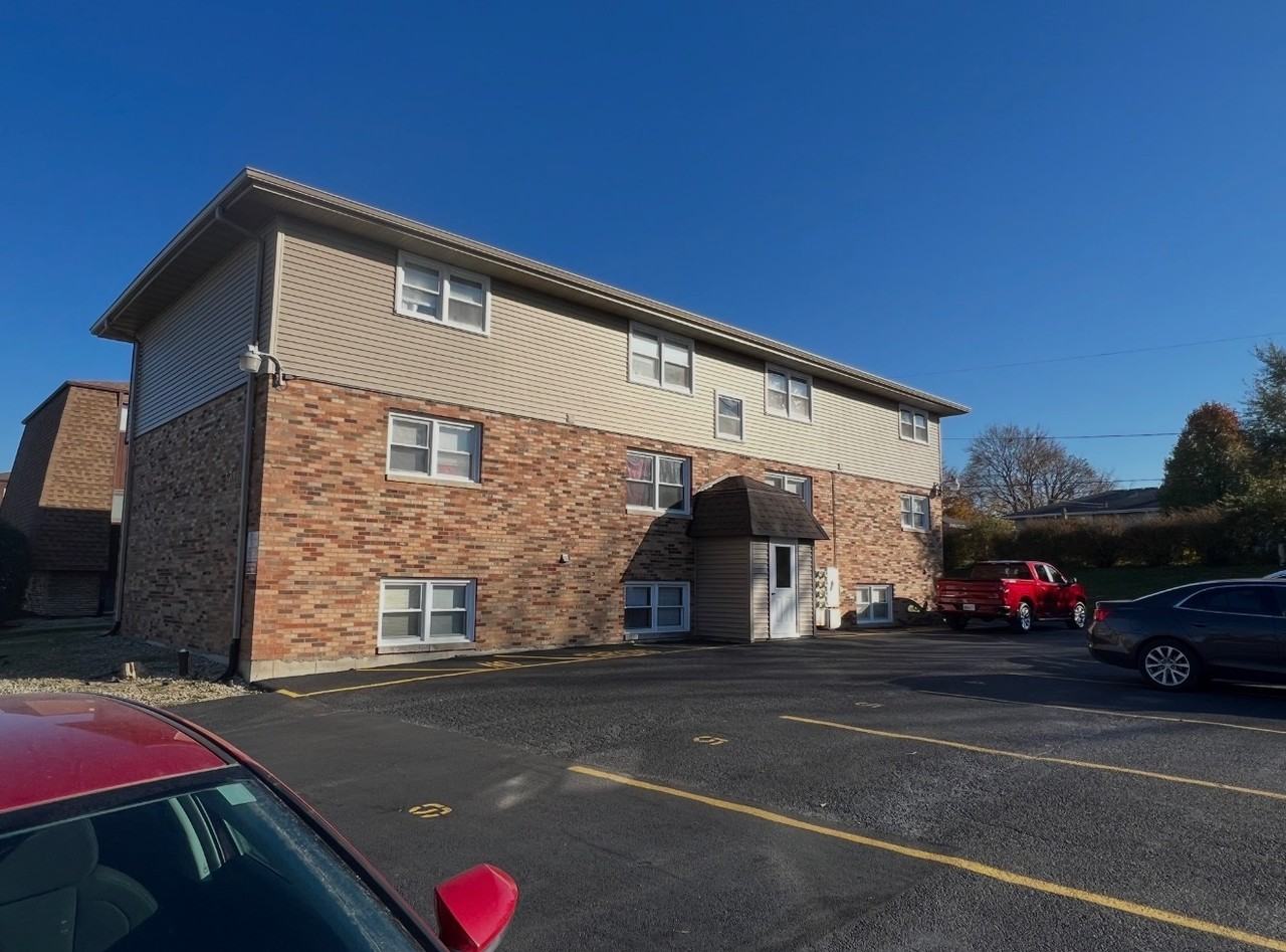 531 Pasadena - Photo 2 of 2