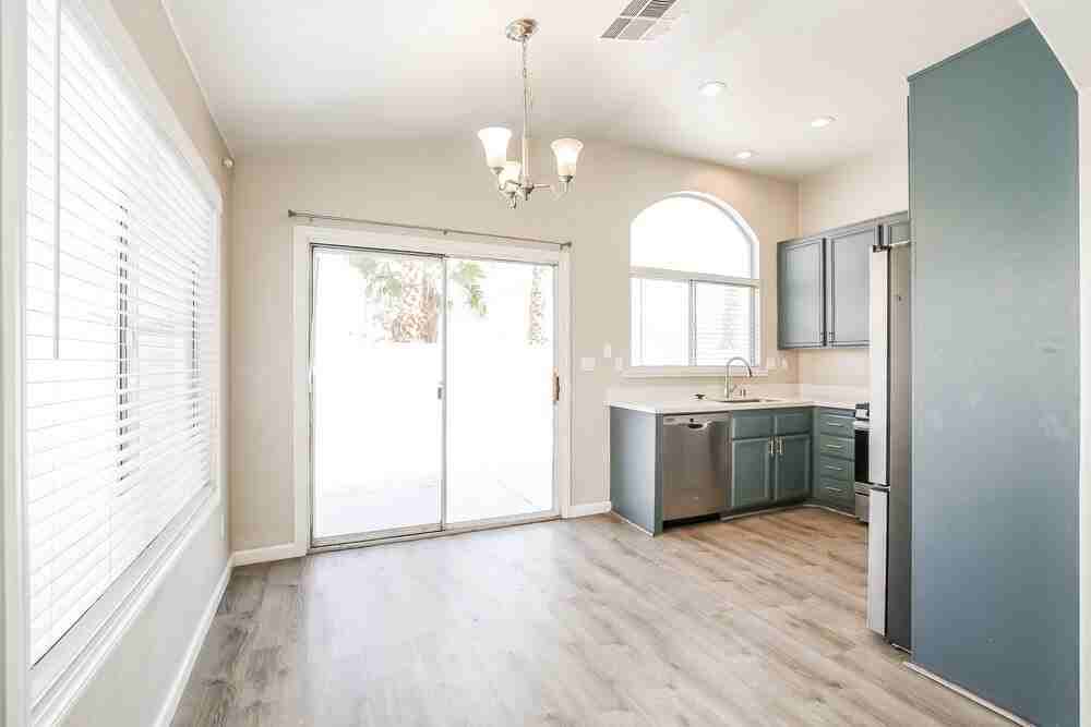 6040 Hidden Rock Dr - Photo 7 of 16
