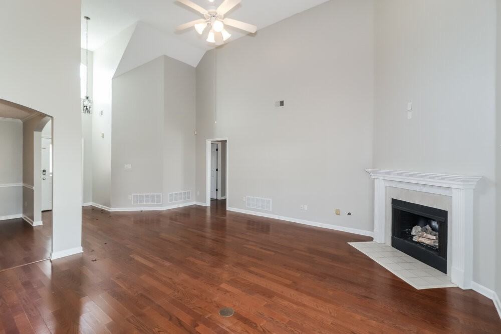 11660 Dempsey Dr - Photo 6 of 17