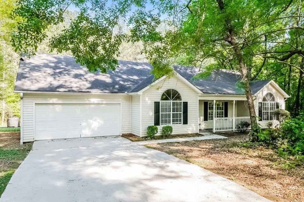 555 Jackson Lake Rd - Photo 3 of 16