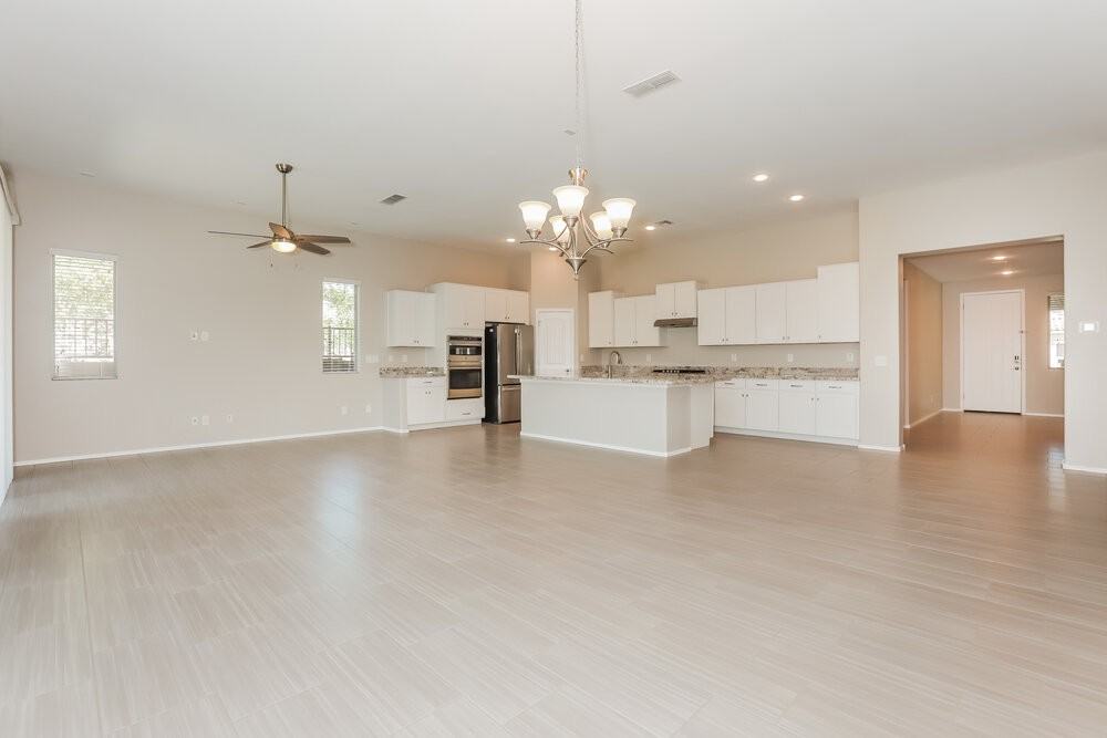 22507 E Munoz St - Photo 5 of 16