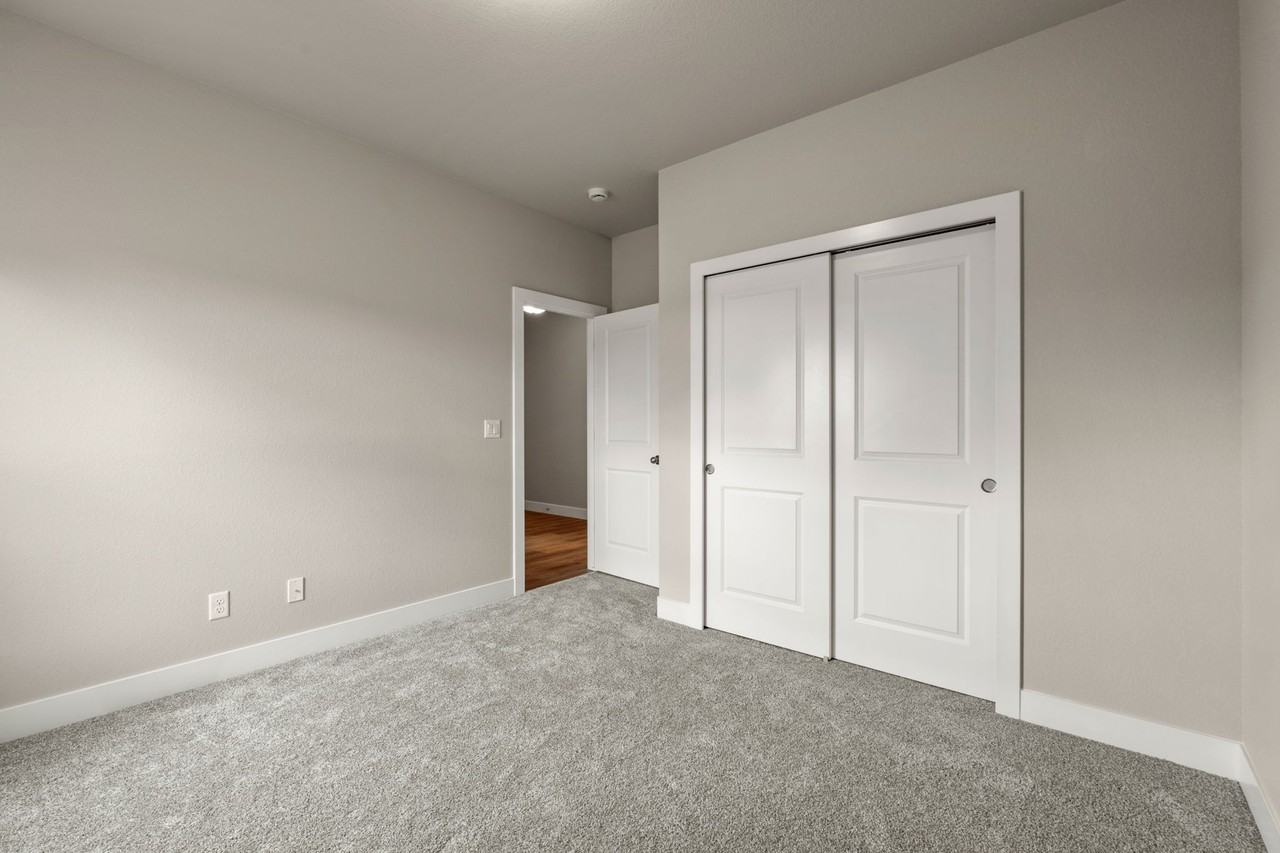 16353 Cattle Creek Ct #1 - Photo 5 of 10