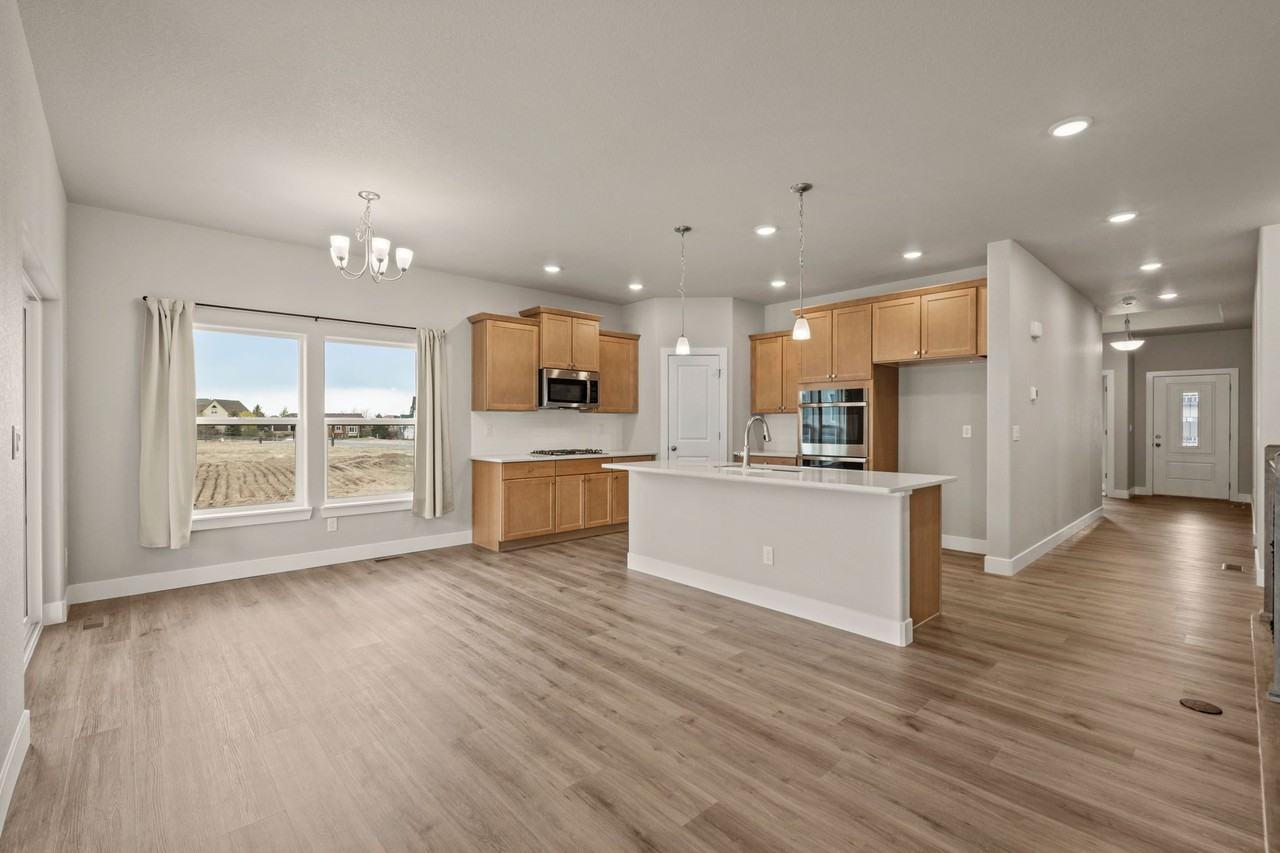 16353 Cattle Creek Ct #1 - Photo 6 of 10