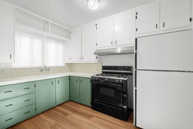 1816 Silver Lake Blvd #1816 - Photo 3 of 16