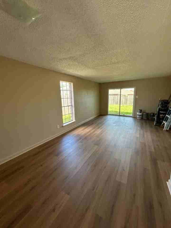 2604 Richland St #1 - Photo 6 of 14