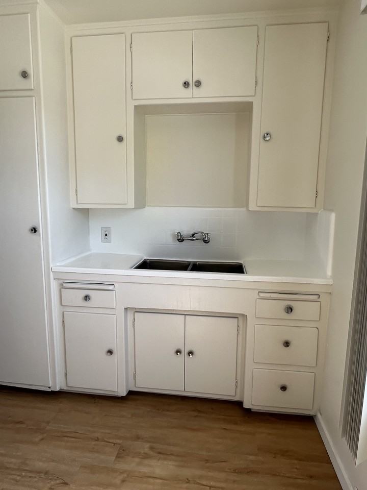 3355 Independence AveUnit 3355D #3355D - Photo 4 of 8