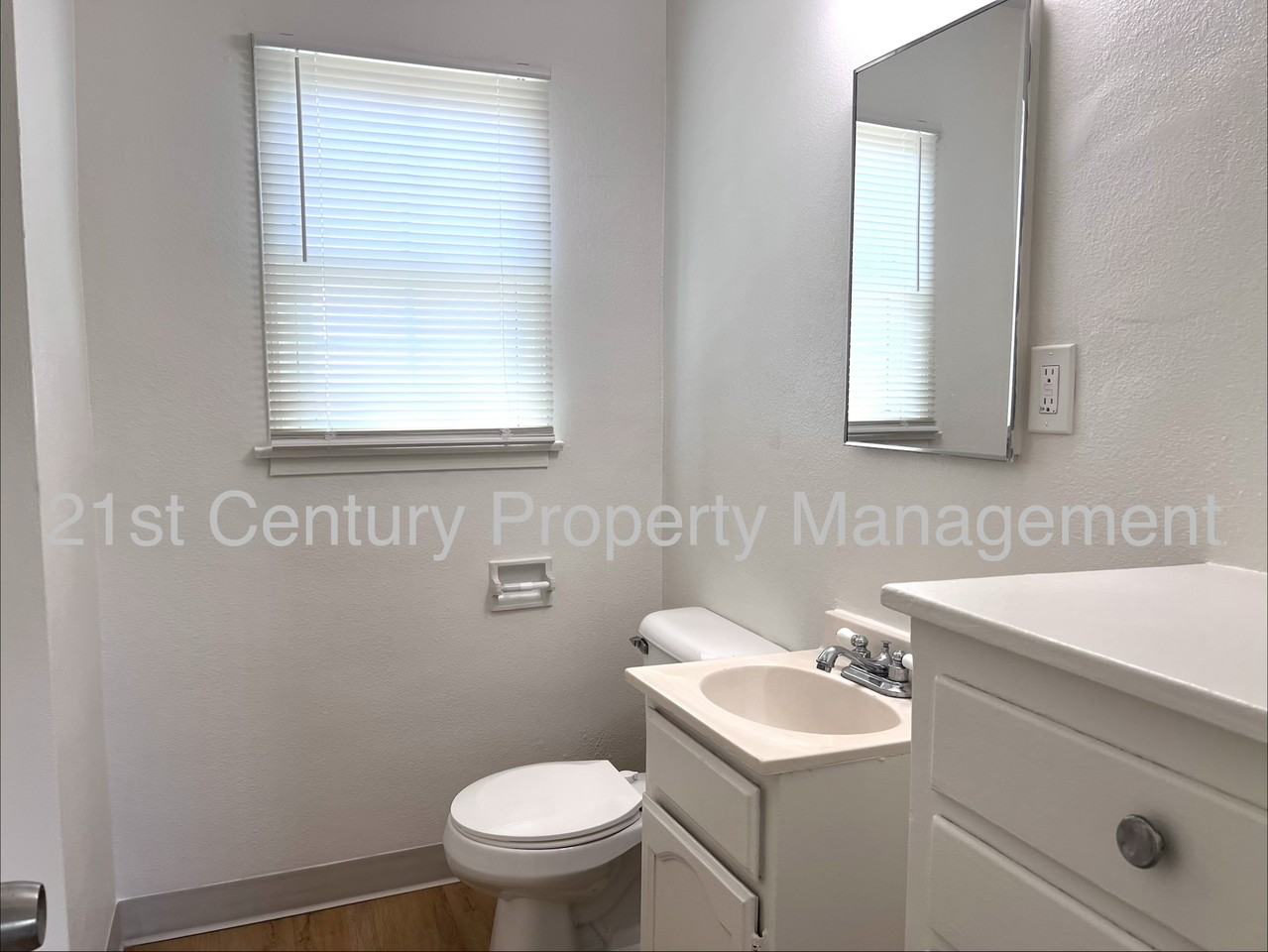 3355 Independence AveUnit 3355D #3355D - Photo 5 of 8