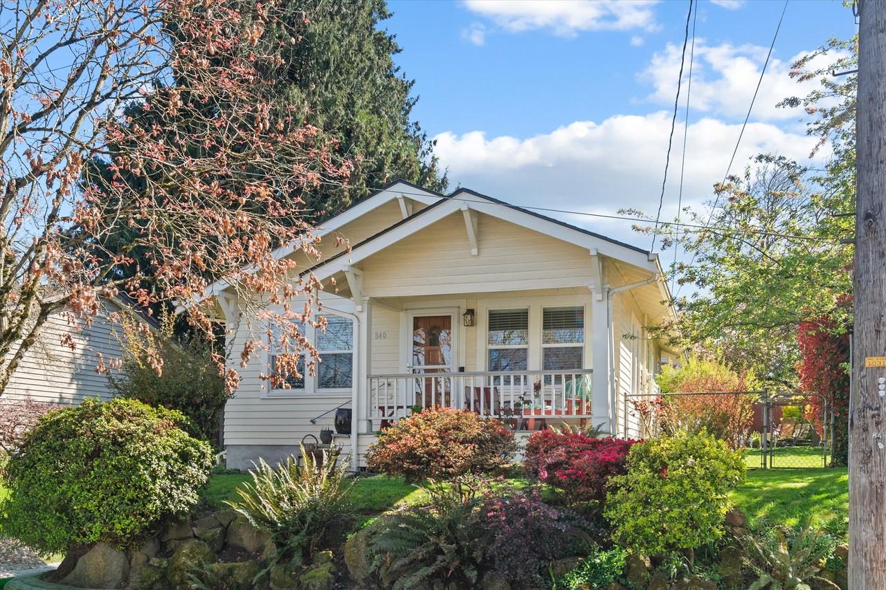 840 N Farragut St #1 - Photo 2 of 39