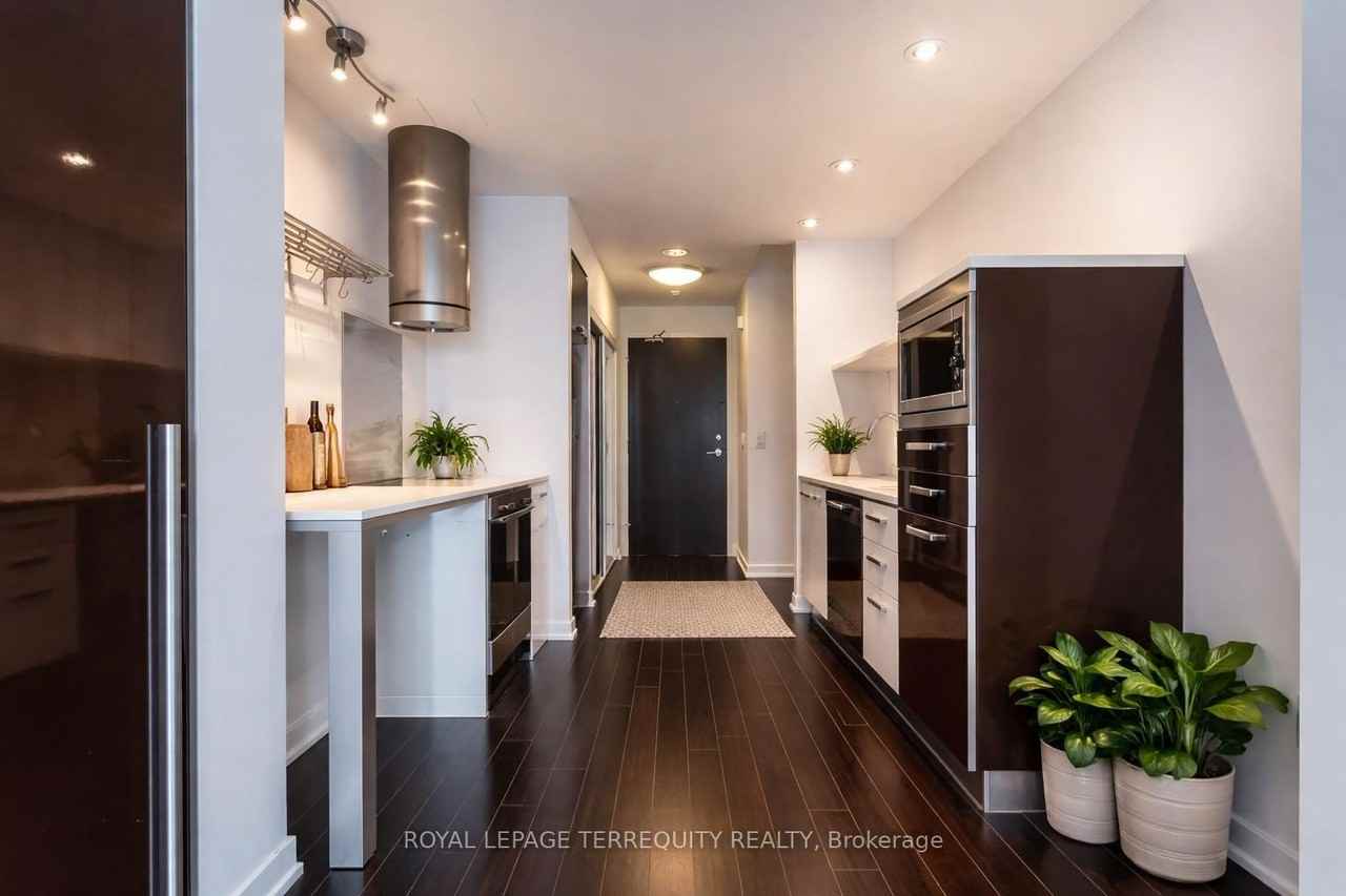 38 Dan Leckie Way - Photo 4 of 16