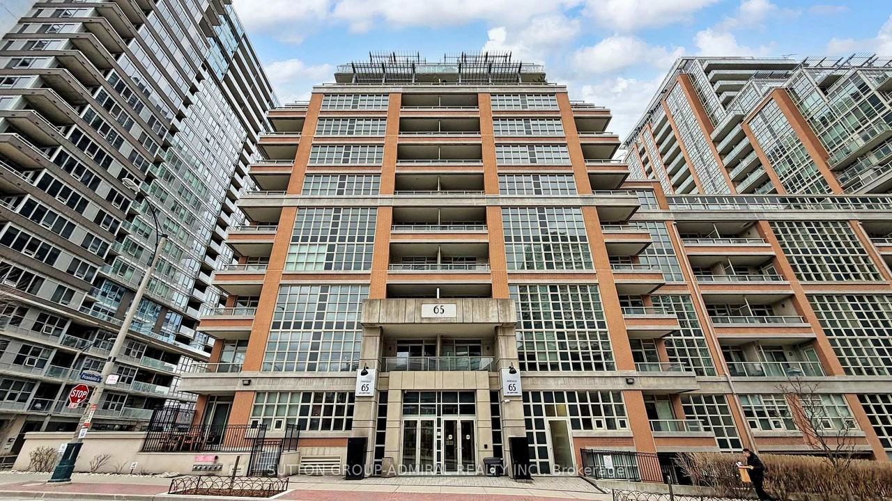 65 East Liberty Street - Photo 5 of 43