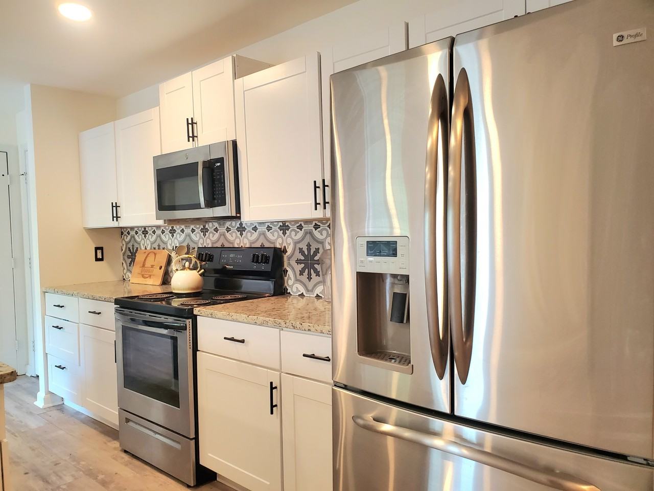 9720 Lake Pointe Ct #1 - Photo 7 of 24