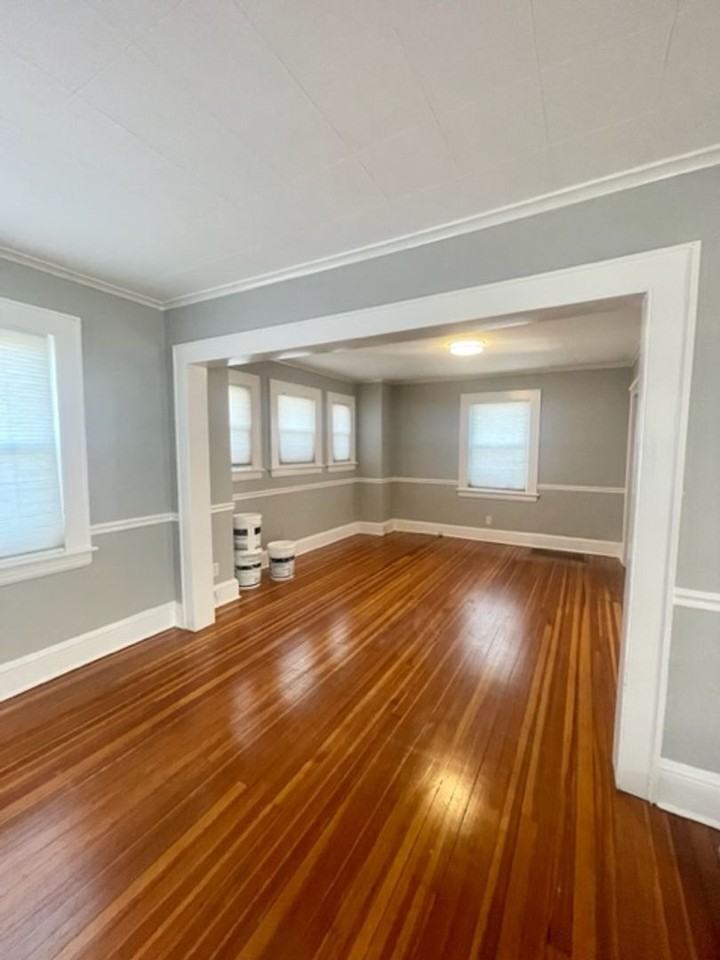 Fully Renovated Modern Apartments - Photo 5 of 24