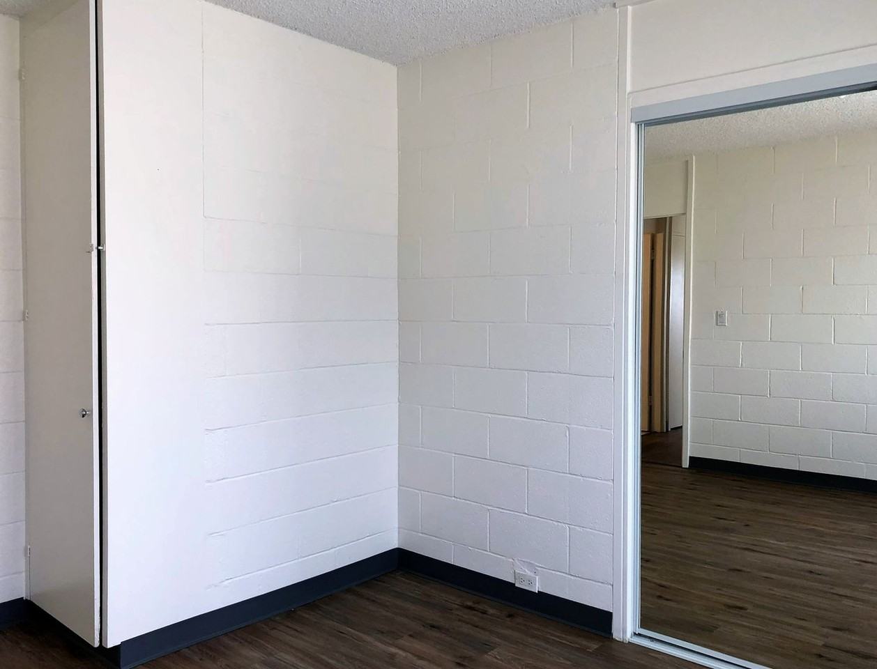 Ala Wai Blvd - Photo 6 of 8