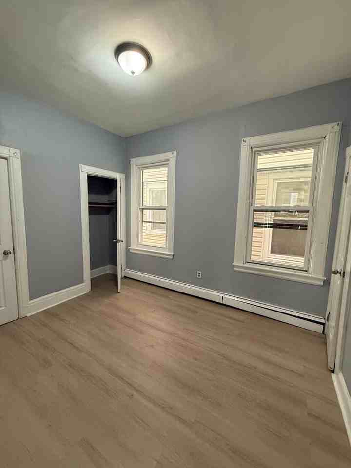 101 S 7th St - Photo 4 of 7