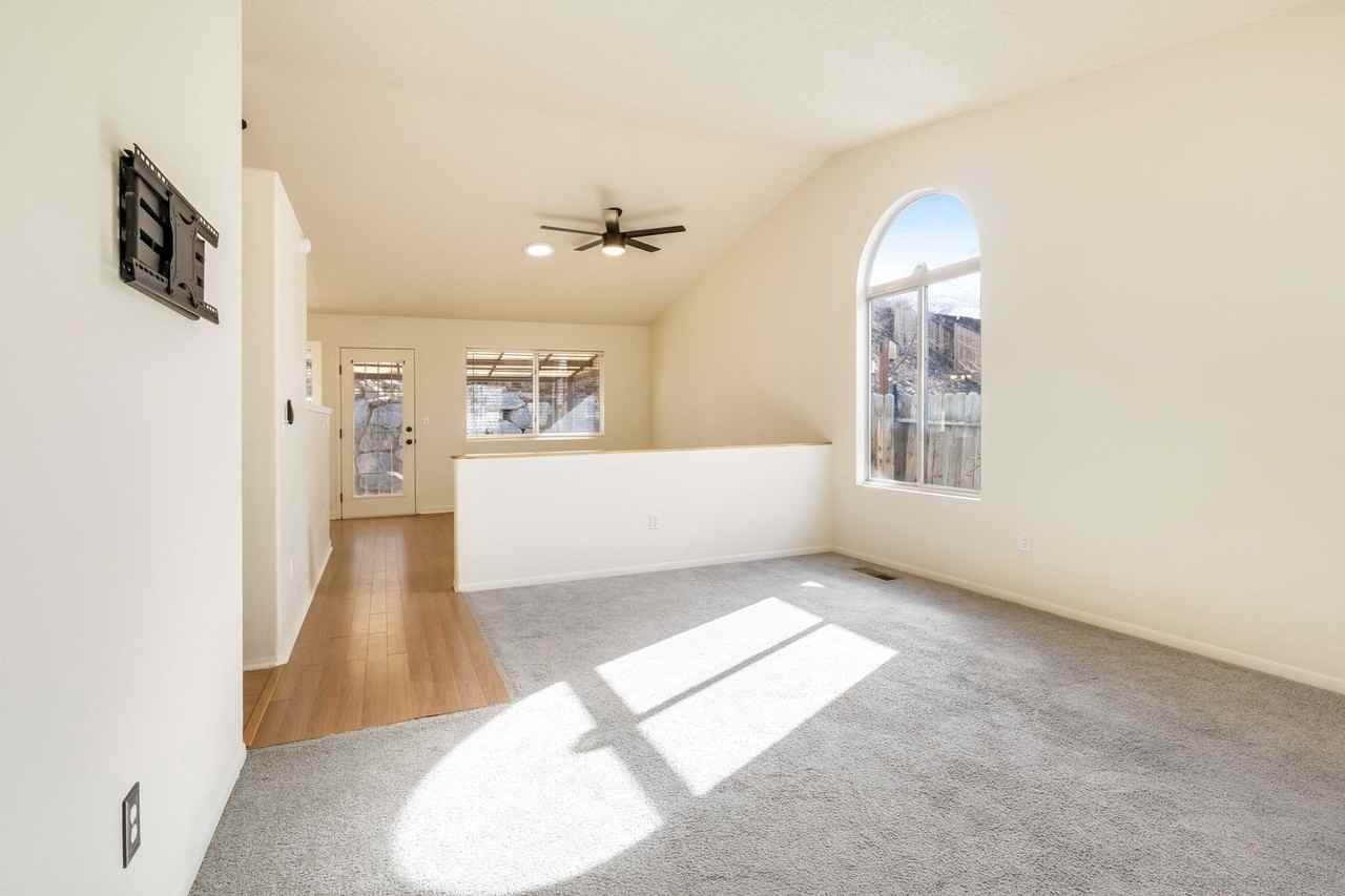 7858 Anchor Point Dr - Photo 2 of 20