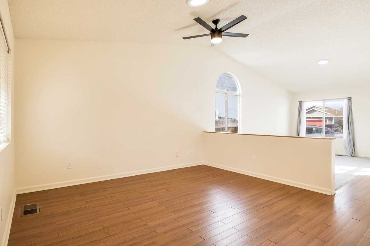 7858 Anchor Point Dr - Photo 6 of 20