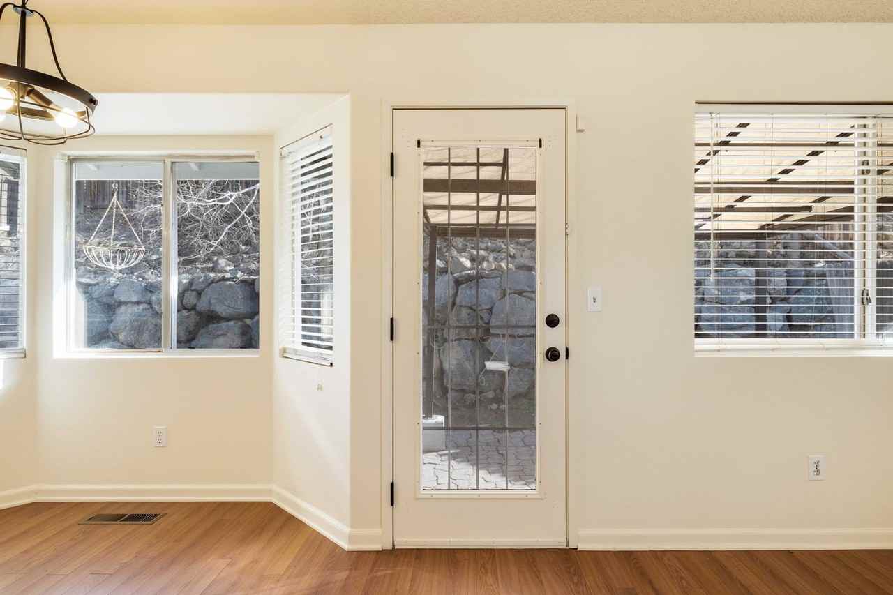 7858 Anchor Point Dr - Photo 7 of 20