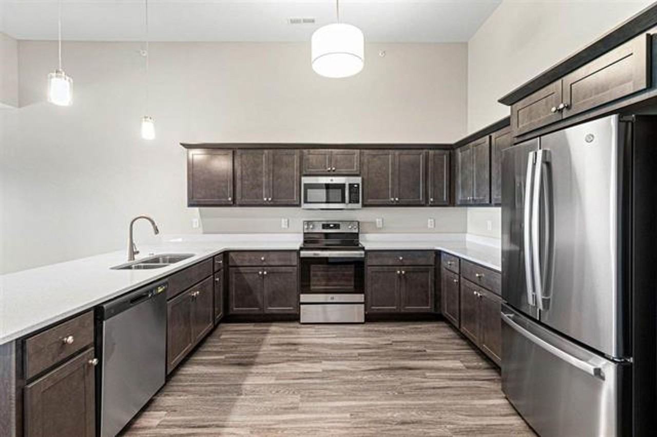 2875 Spring Rose Circle - Photo 3 of 30