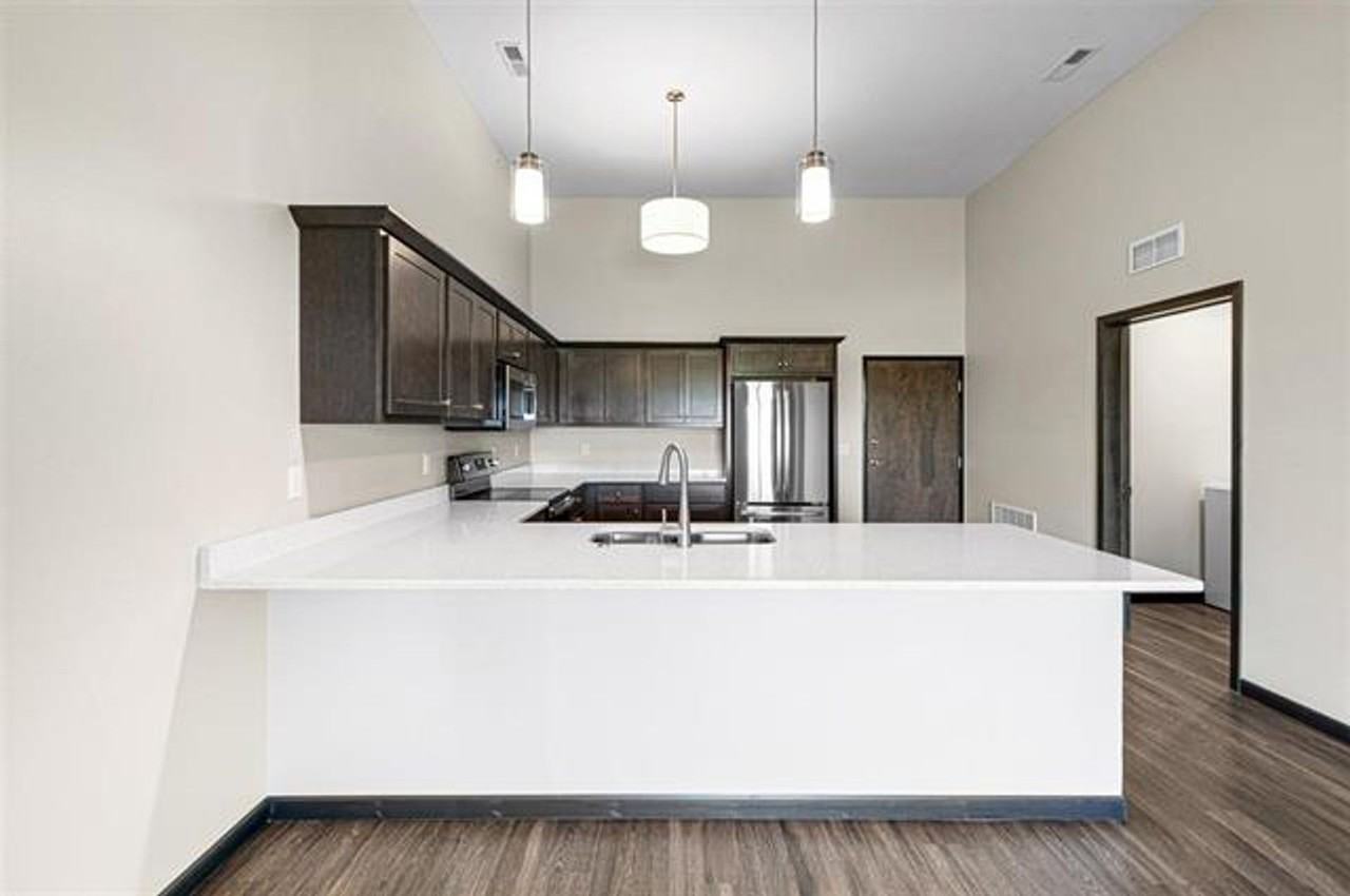 2875 Spring Rose Circle - Photo 5 of 30