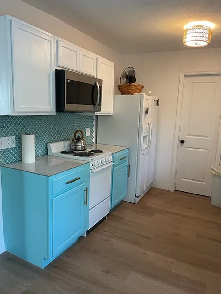 521 71st Ave #4 - Photo 5 of 16