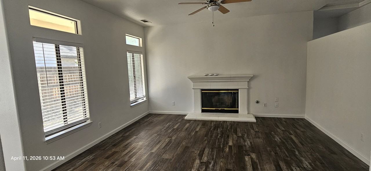 1502 Goshen Ave #1 - Photo 3 of 8