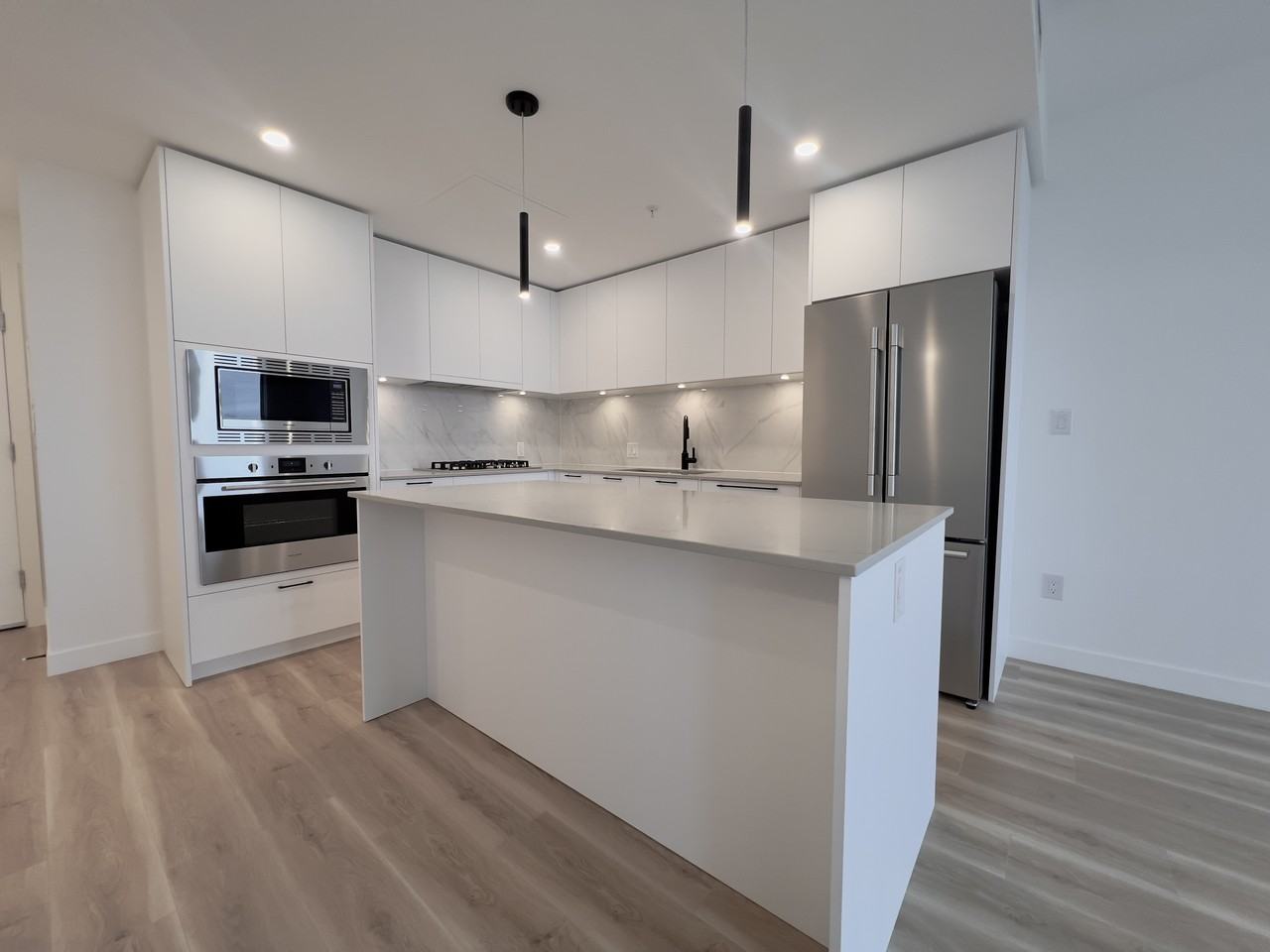 20065 85 Avenue #1702 - Photo 2 of 20