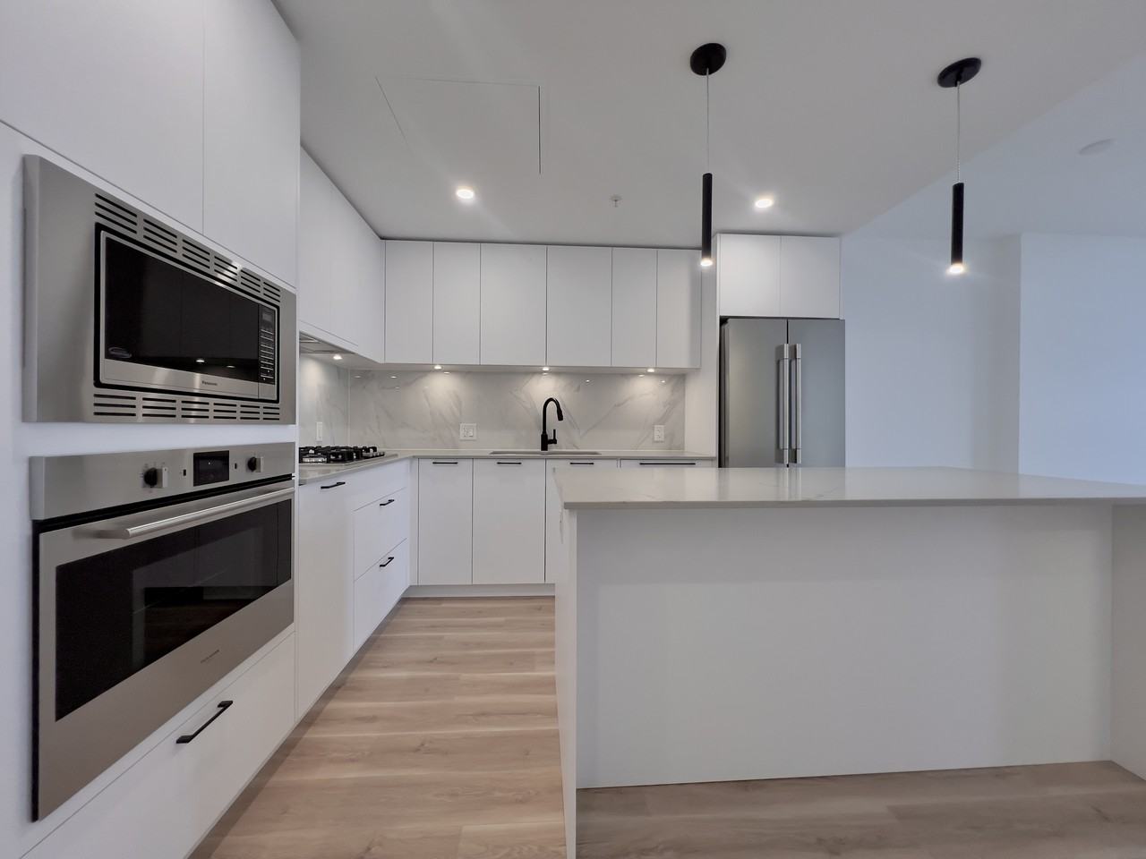 20065 85 Avenue #1702 - Photo 3 of 20