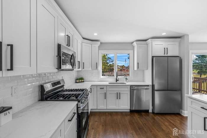 17 Ferris Road - Photo 3 of 20