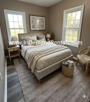 325 Malaga Park Dr - Photo 1 of 1