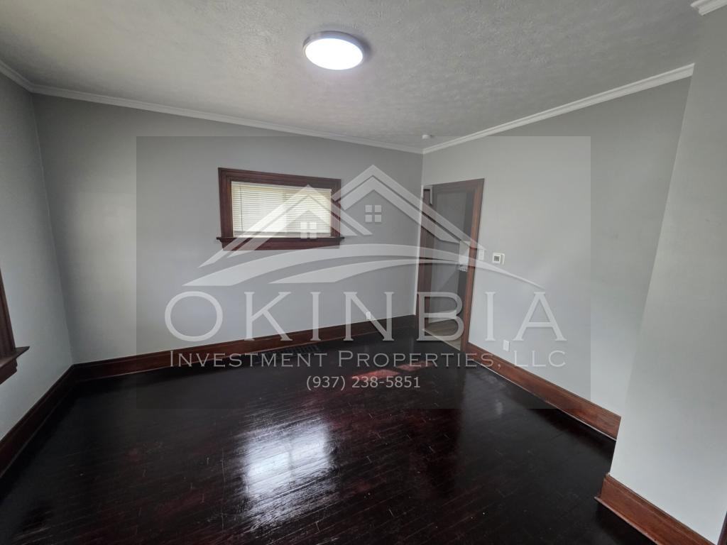 713 W Hillcrest Ave - Photo 7 of 28