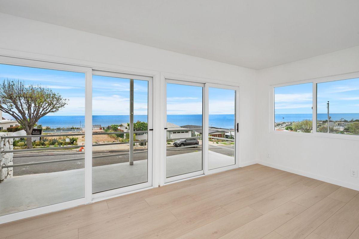 18145 Kingsport Dr - Photo 3 of 35