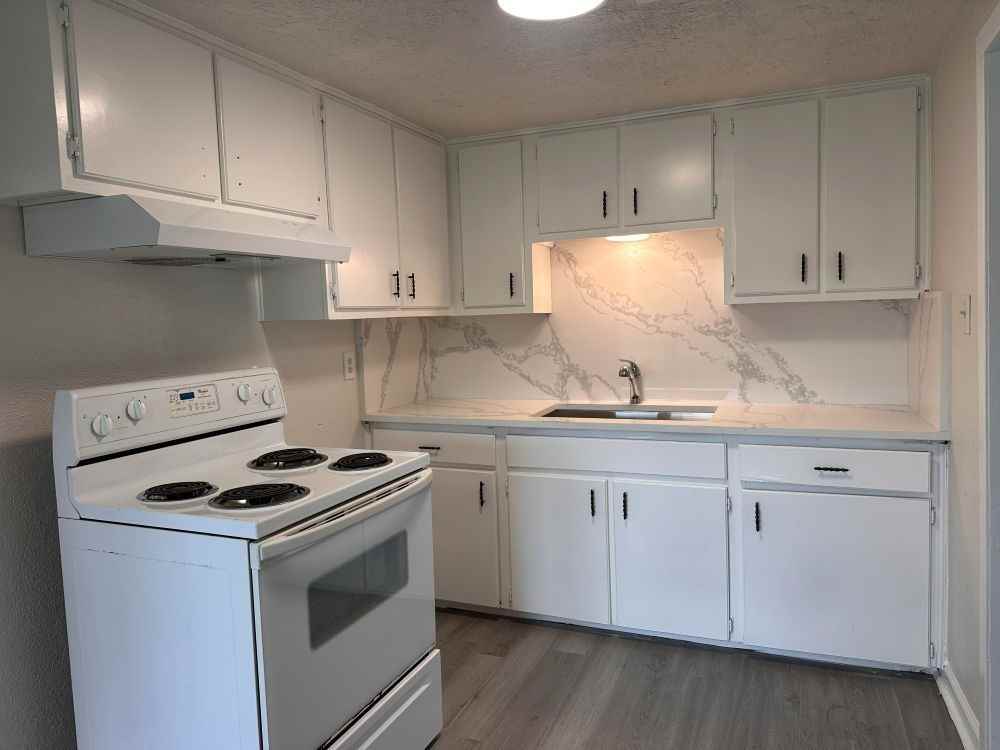 2516 Ivy St - Photo 4 of 16