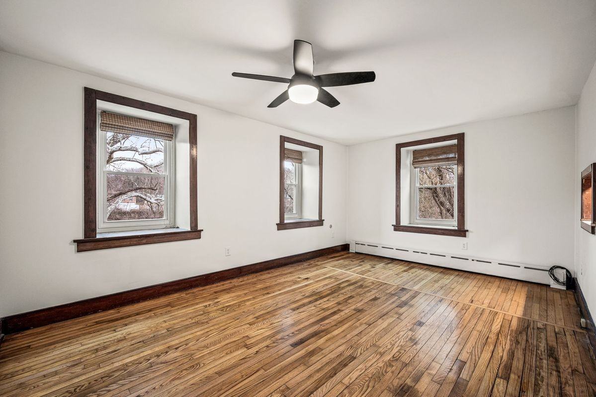 18 N Brandywine Ave - Photo 6 of 27