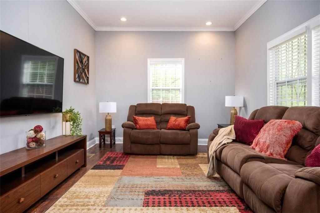 3479 Thompson Dr Nw - Photo 3 of 24