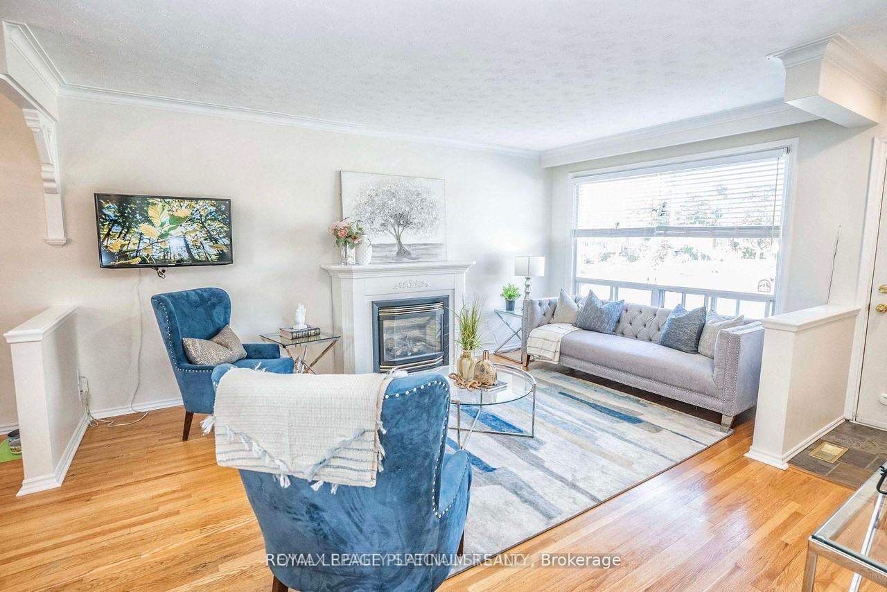 37 Edgemont Dr - Photo 3 of 8