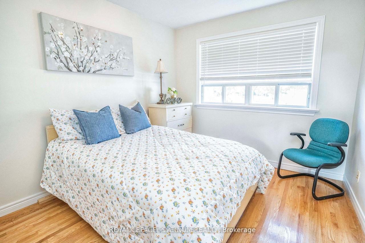 37 Edgemont Dr - Photo 5 of 8