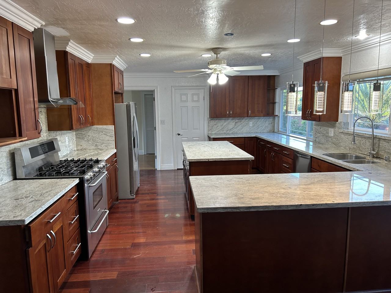 1116 Saint Francis Drive - Photo 4 of 24