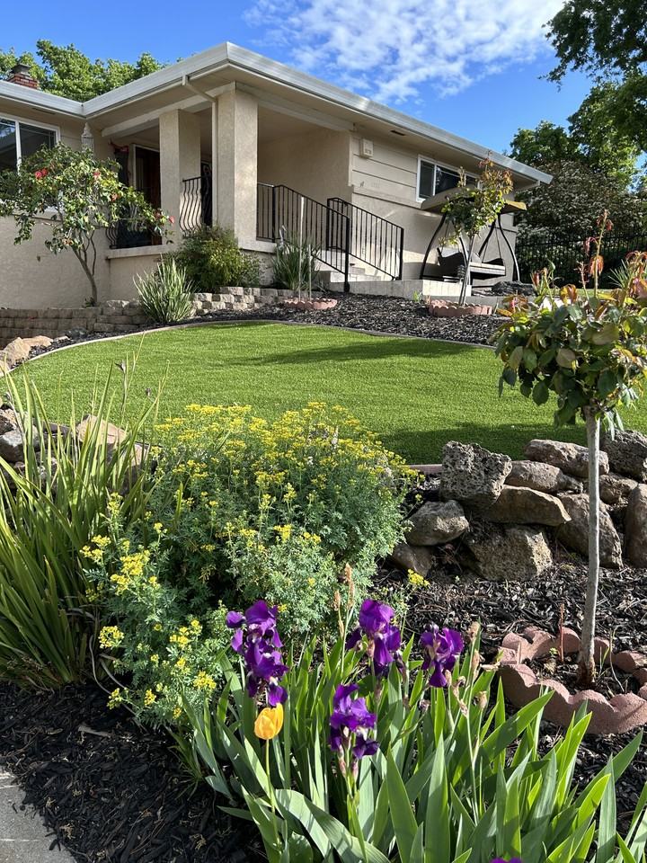 1116 Saint Francis Drive - Photo 5 of 24