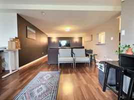 featured image of 1406 Planetree Crt