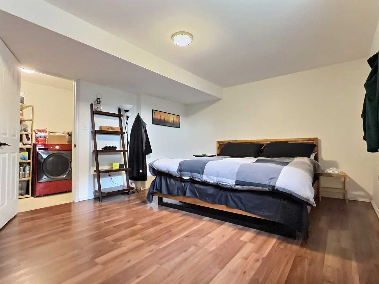 1406 Planetree Crt - Photo 3 of 7