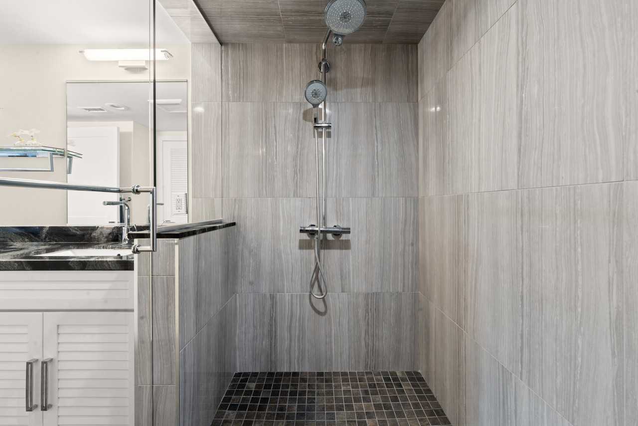 7025 Estrella De Mar Rd - Photo 5 of 14