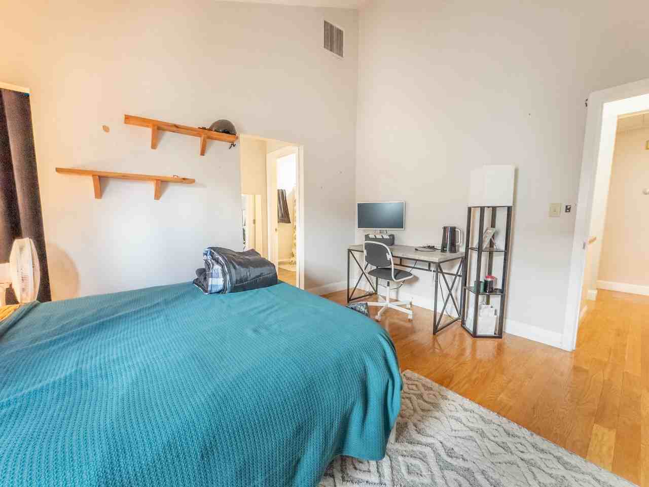 169 Erie St #2 - Photo 4 of 23