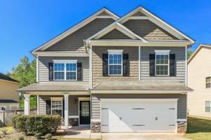 featured image of 376 Ivy Chase Loop