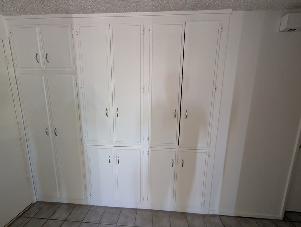 827 W 25th St #6 - Photo 4 of 6