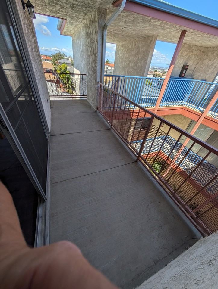 827 W 25th St #6 - Photo 5 of 6